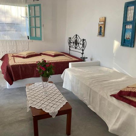 Sweet Home With Two Beds -One Single Room- With Beautiful View! Agia Marina  Eksteriør bilde